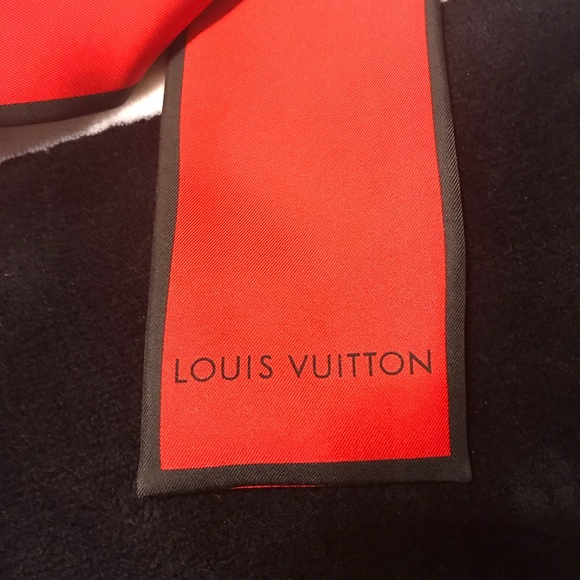 Louis Vuitton Red/ Bandeau! ❤️❤️❤️ - Picture 2 of 3